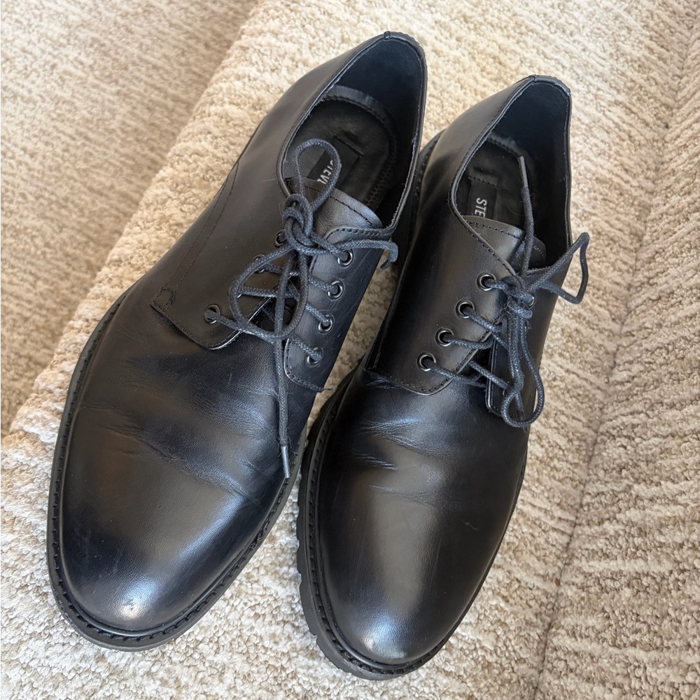 Steve Madden Black Leather Oxfords. Men’s size 8.